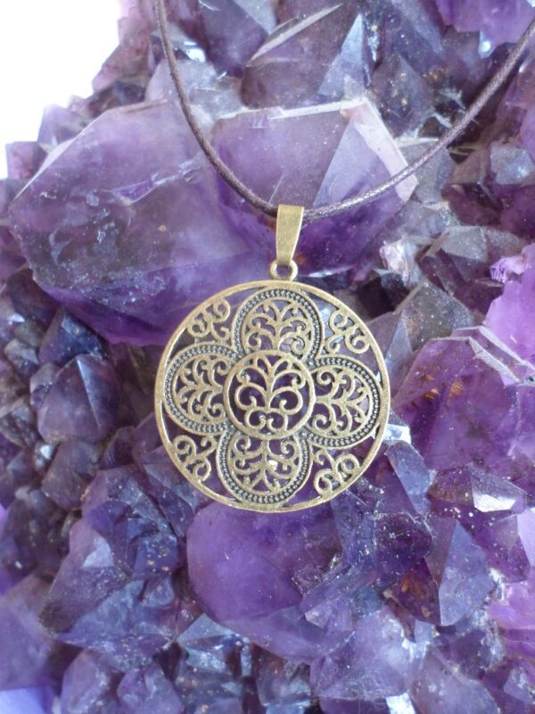 Talisman de protection contre la magie noire